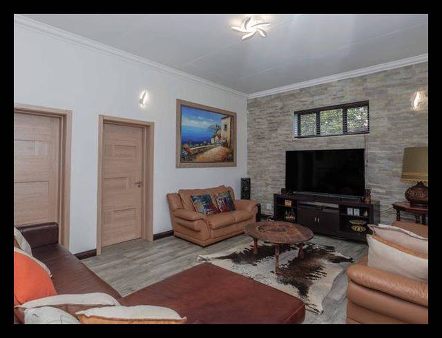 5 BEDROOM HOUSE FOR SALE IN EDEN GLEN